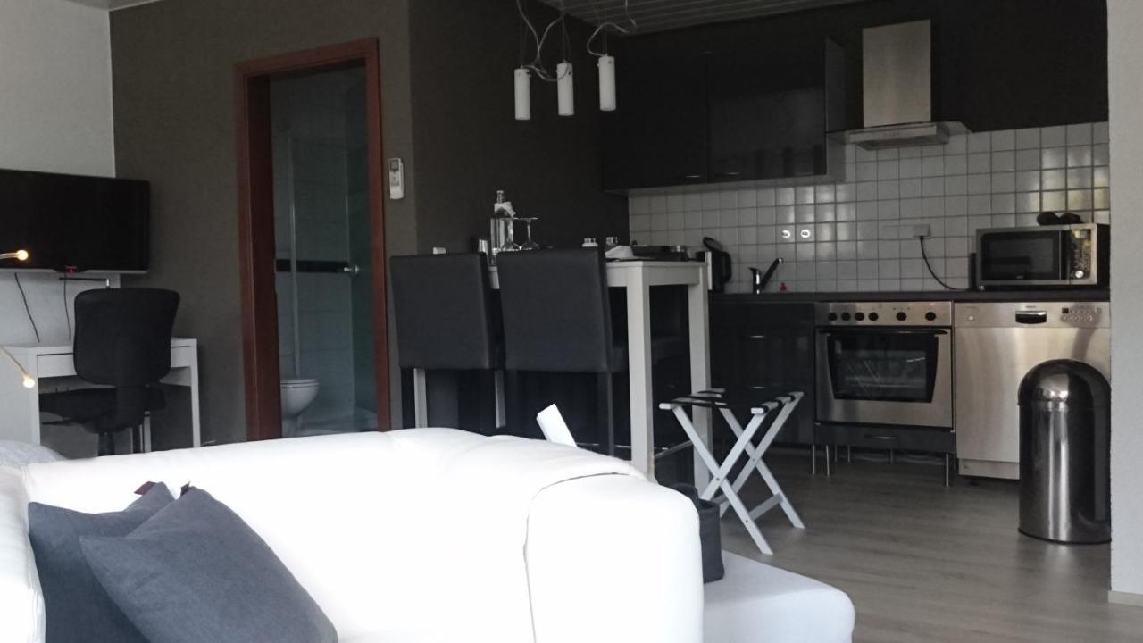 K82 Studio Hotel Relax&Work Kirchentellinsfurt Esterno foto